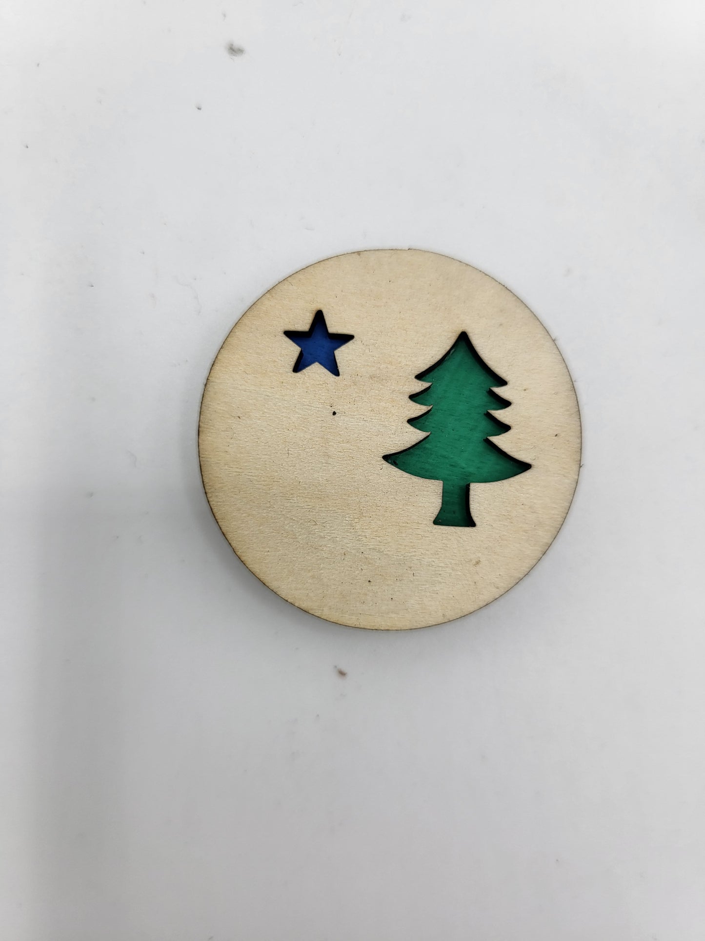 Maine Flag magnet