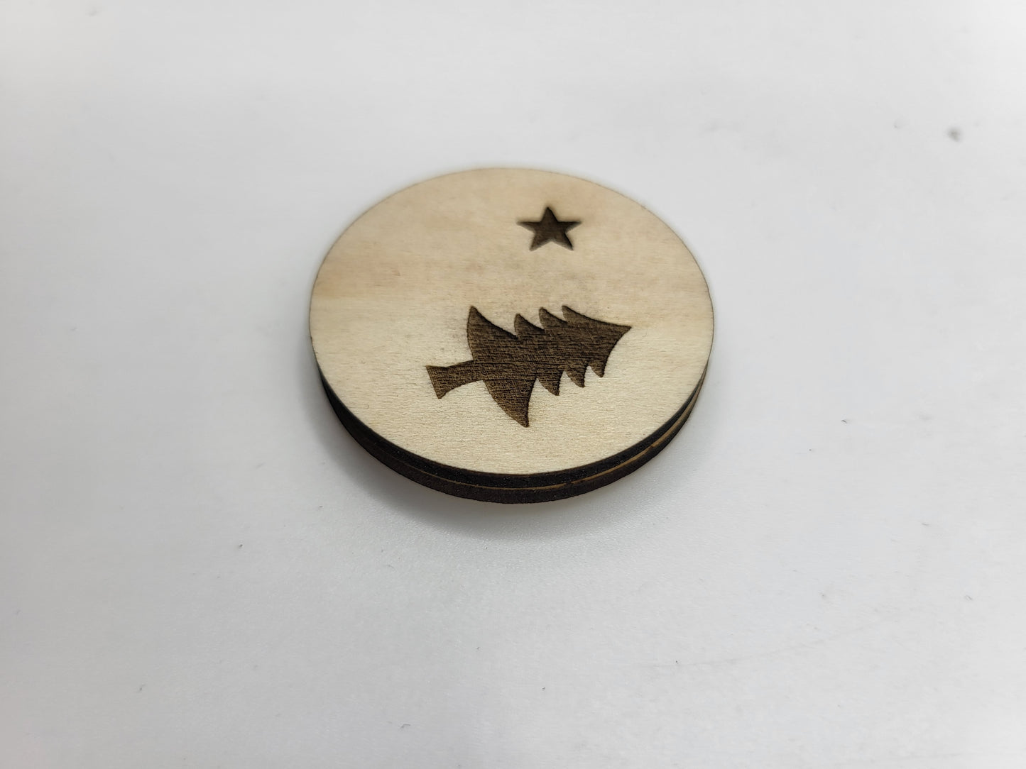 Maine Flag magnet