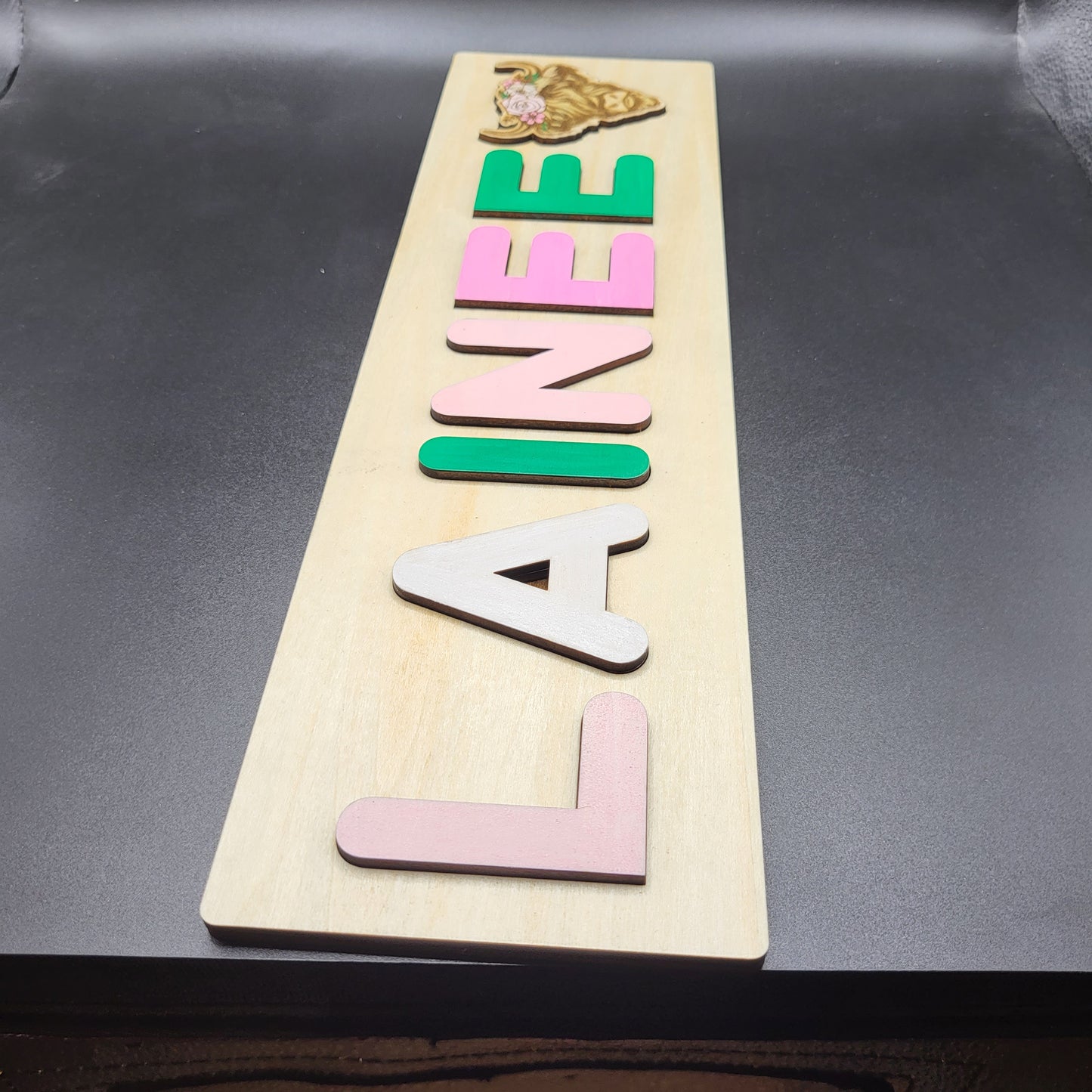 Puzzle name board