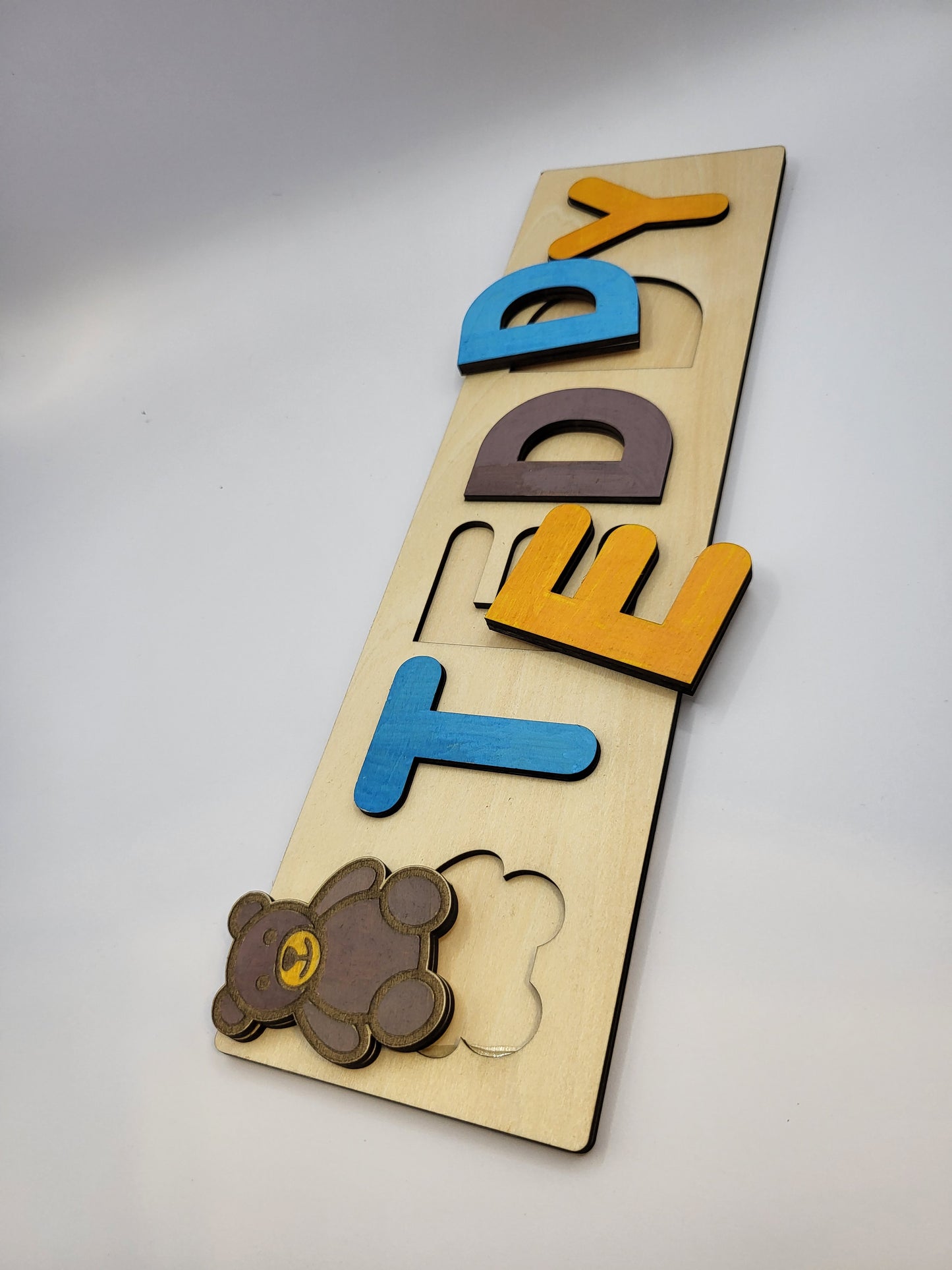 Puzzle name board