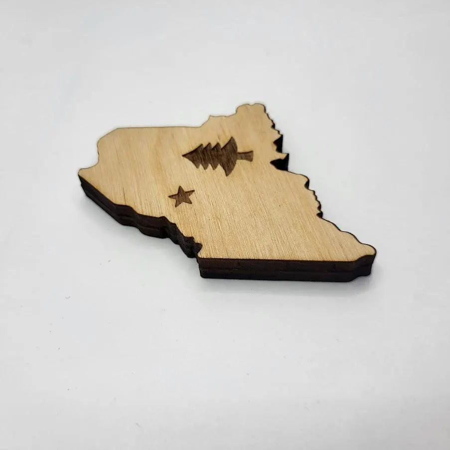 Maine Flag in State Magnet