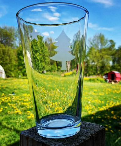 Maine Flag etched glassware